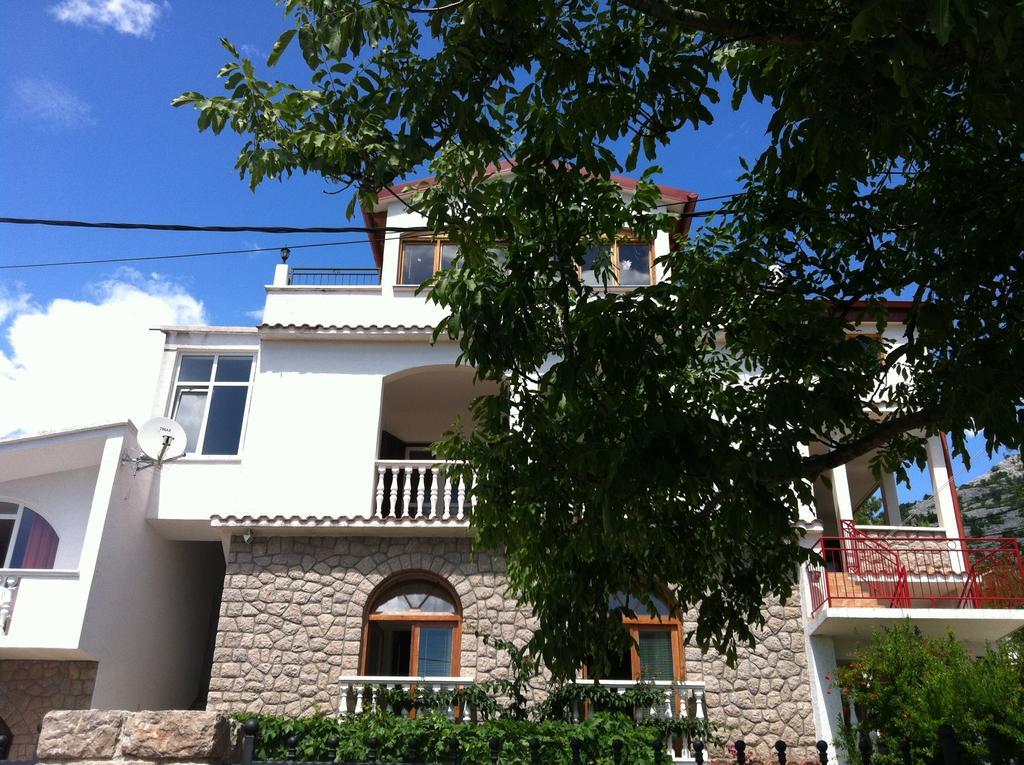 Apartments Veni Up Starigrad Exterior photo