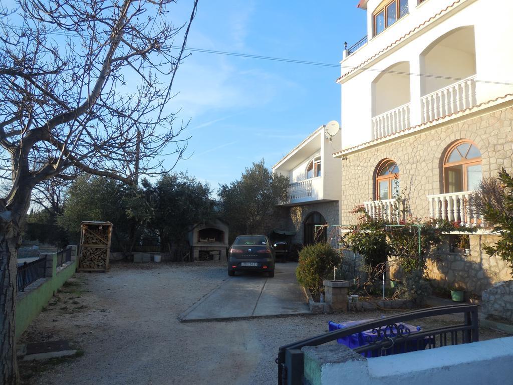 Apartments Veni Up Starigrad Exterior photo